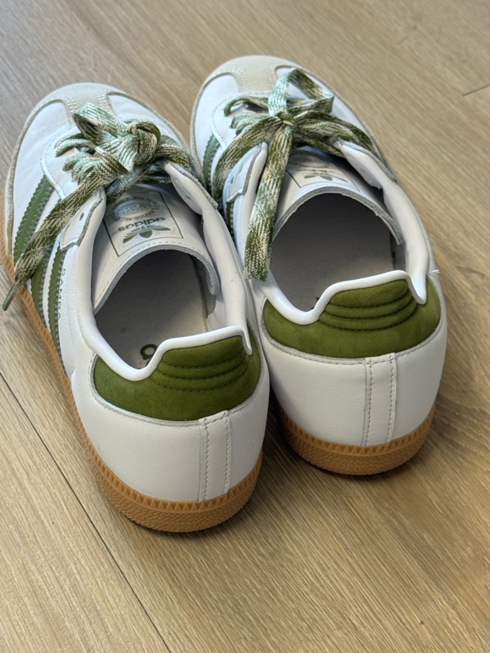 adidas White and Green Samba Sneakers with Gum Sole - Picture 3 of 5